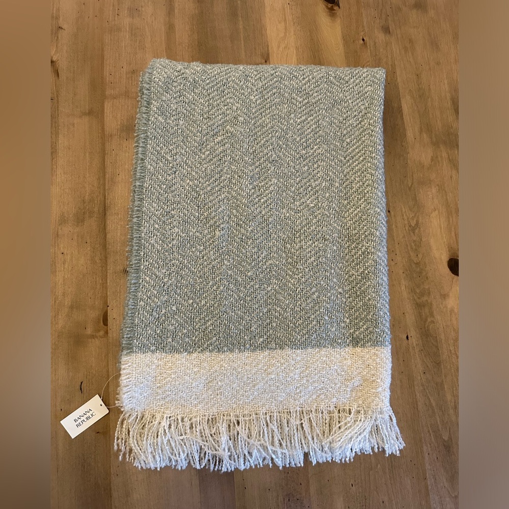 Banana Republic Scarf